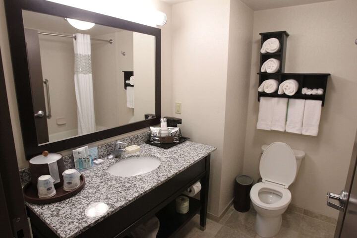 Hampton Inn & Suites Seneca-Clemson Area
