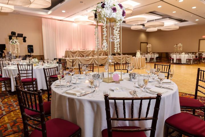 Ballroom/Hall 66 of 80