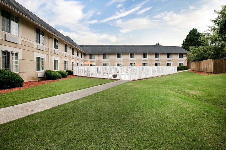 Hotel 2 of 17