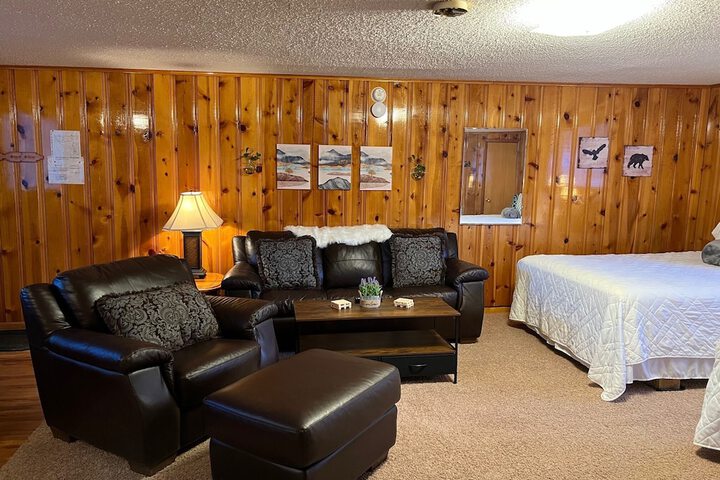 Room 104 of 236