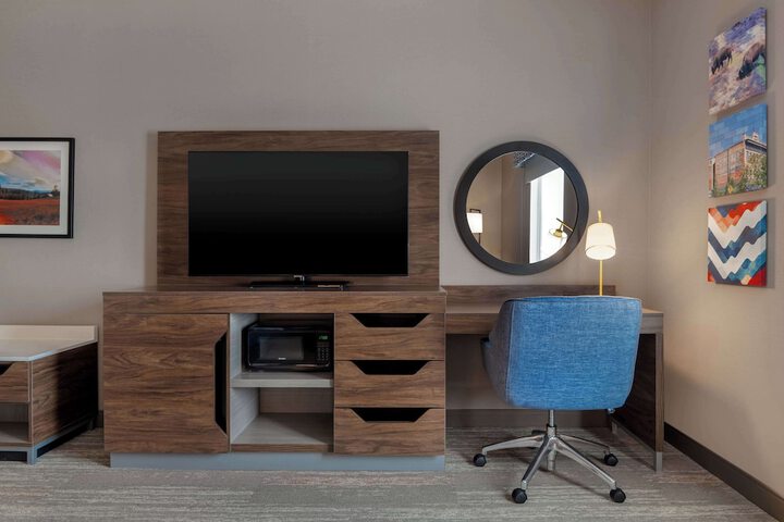 Room 12 of 35