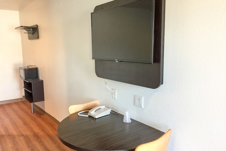 Room 19 of 35