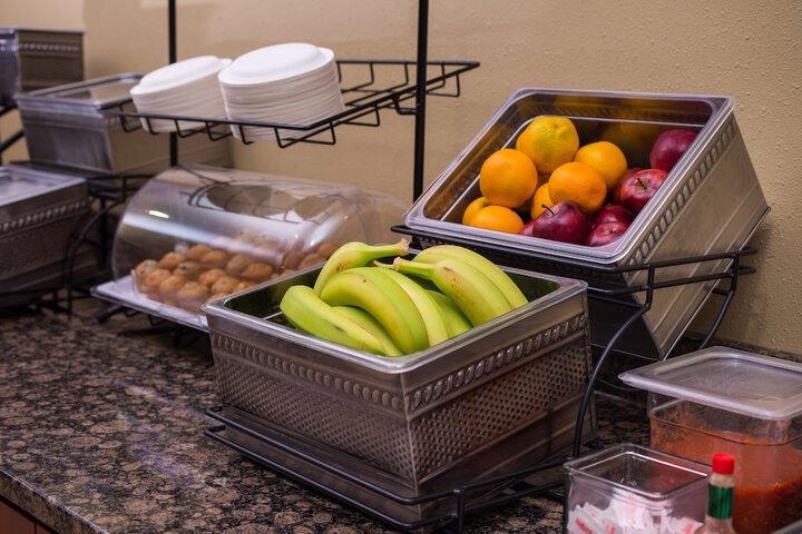 Breakfast/Coffee Service 74 of 82