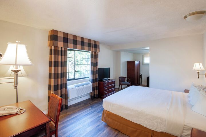 Room 20 of 66