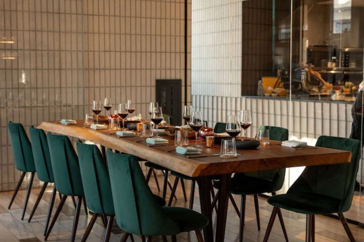 Dining 189 of 274