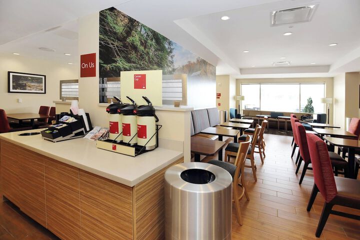 TownePlace Suites Grove City Mercer / Outlets