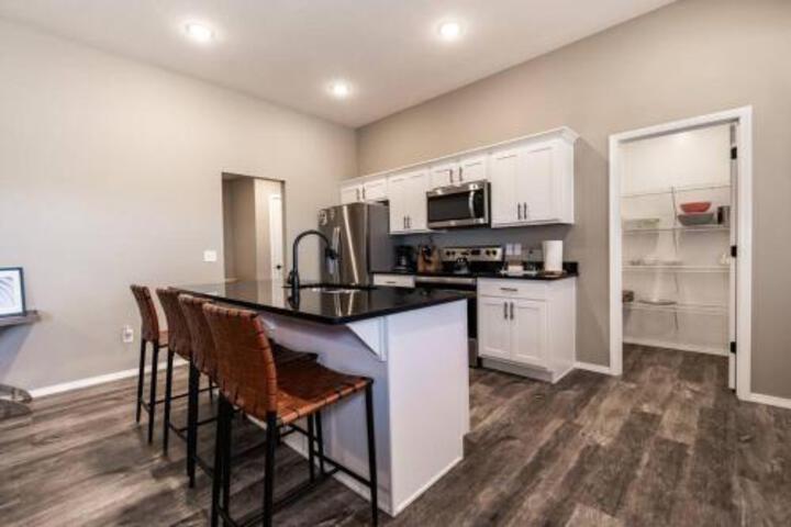NEW Beautiful and Spacious Home