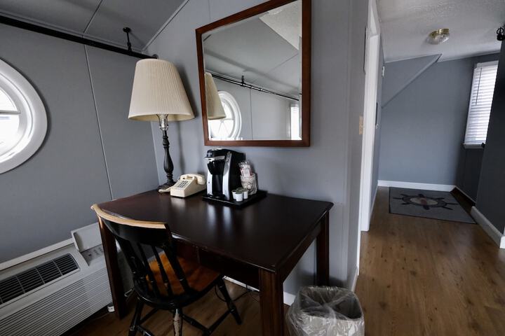 Room 75 of 247