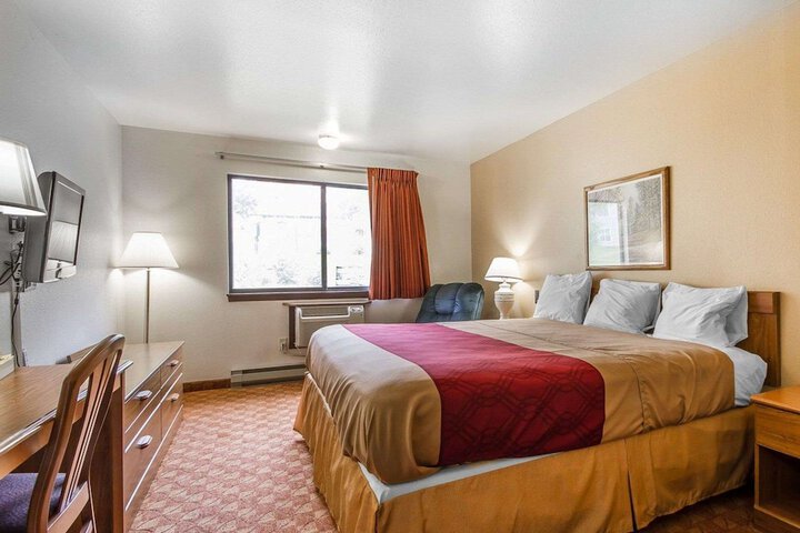 Room 16 of 43