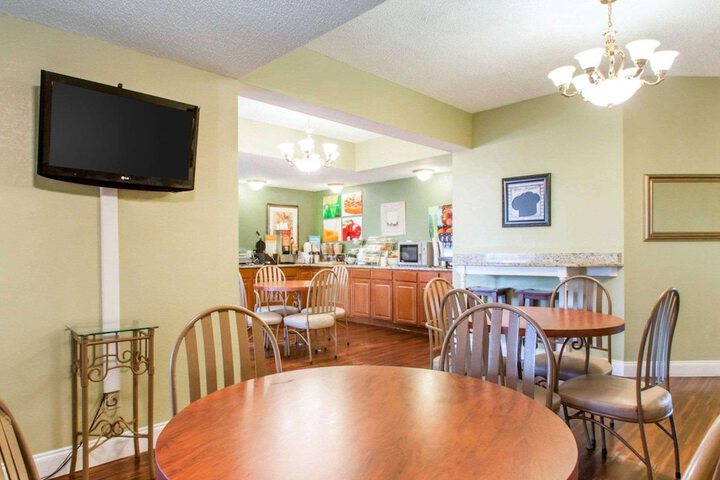 Quality Inn & Suites Ridgeland
