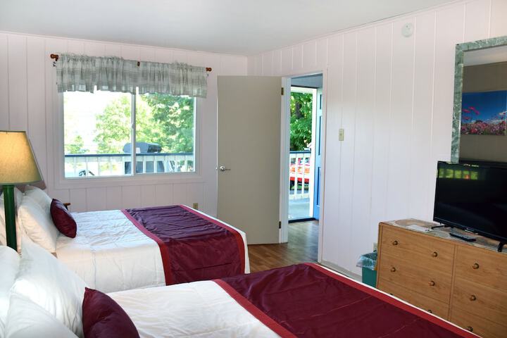 Room 25 of 48