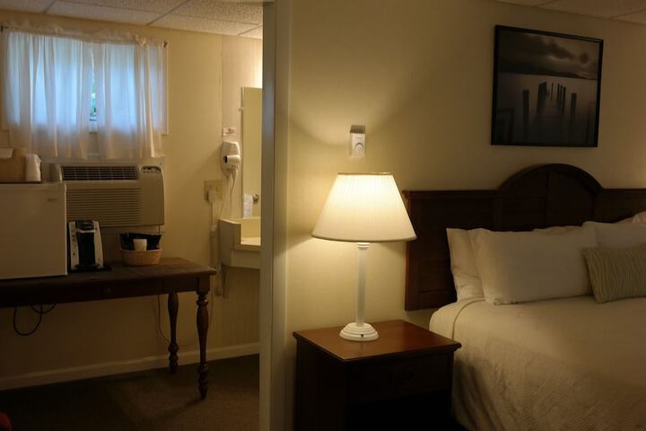 Moseley Cottage Inn & Town Motel