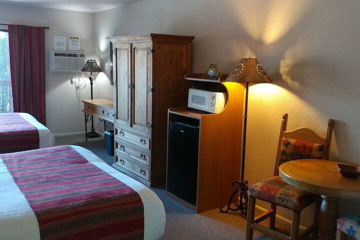 Room 26 of 72