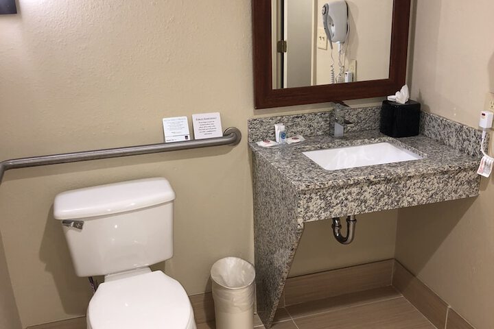 Room 20 of 31