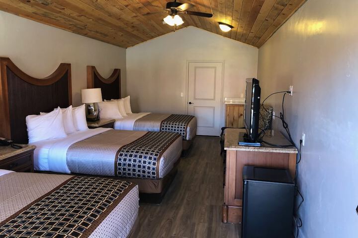Room 16 of 24