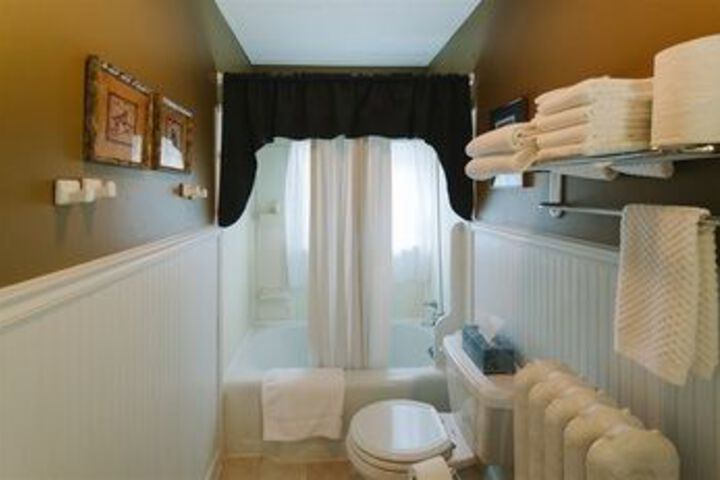 Waller House Inn
