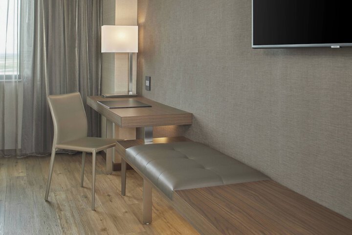 AC Hotel by Marriott Atlanta Airport Gateway