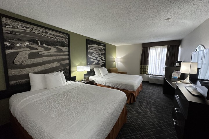 Room 20 of 34