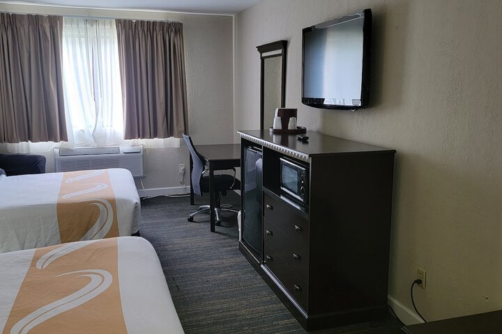 Room 15 of 24