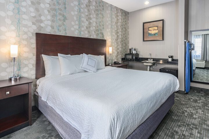 Room 20 of 49