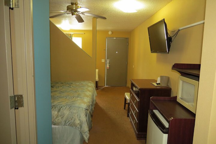First Western Inn Caseyville