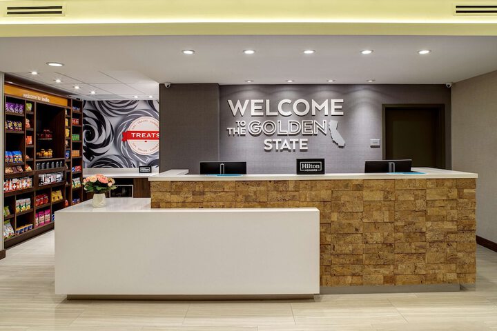 Hampton Inn & Suites Indio