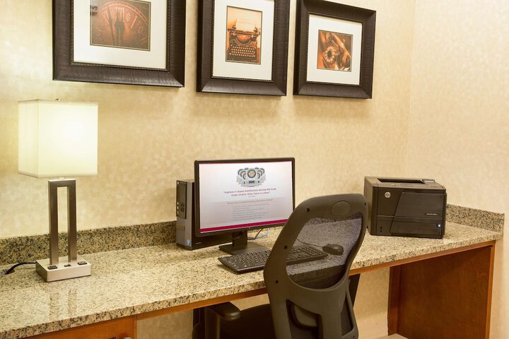 Business Center 44 of 44