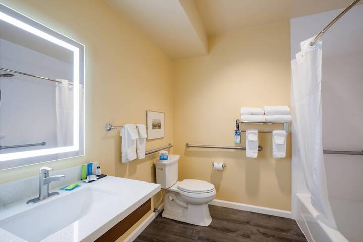 Inn at Port Gardner-Everett Waterfront an Ascend Collection Hotel