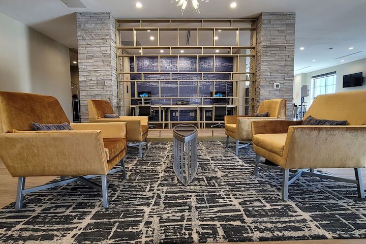 Hotel Interior 11 of 39