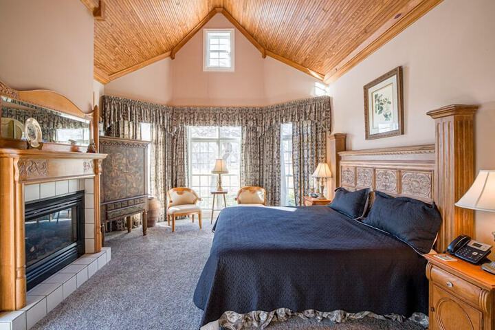 Whitestone Inn