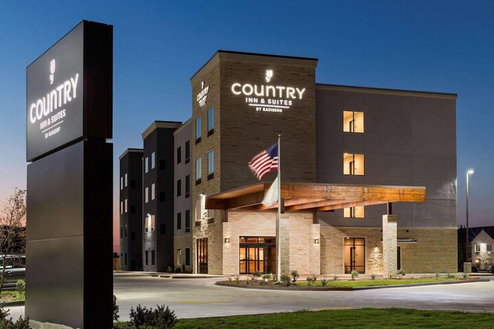 Country Inn & Suites by Radisson New Braunfels, TX