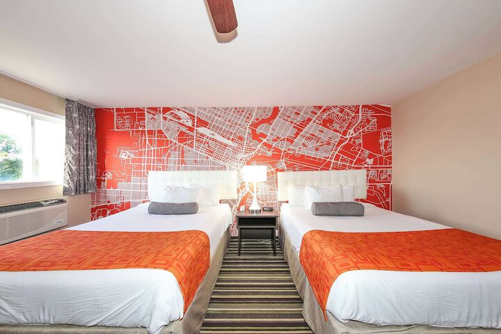 Room 32 of 58