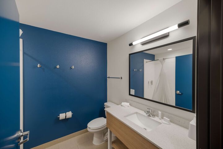 Room 19 of 32