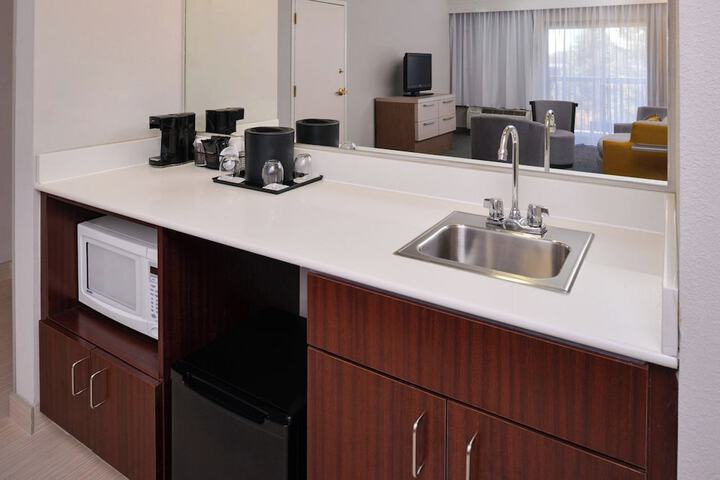 Country Inn & Suites by Radisson Brown Deer - Milwaukee North