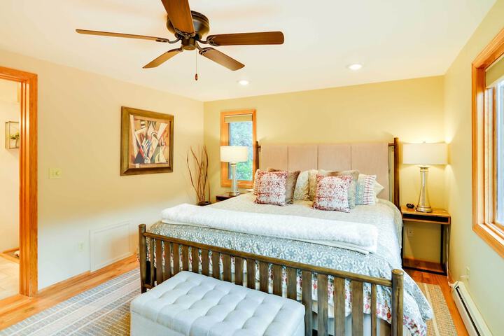 Buena Vista Retreat: Steps To Arkansas River!