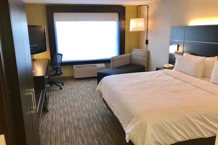 Holiday Inn Express Hotel & Suites Tracy by IHG