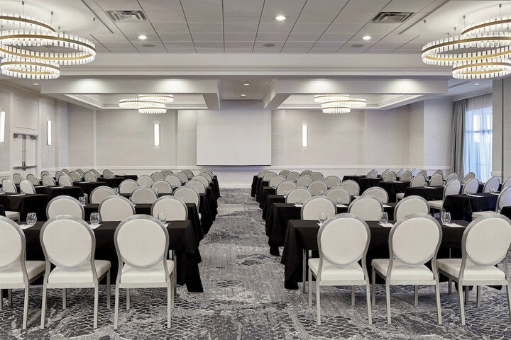Annapolis Waterfront Hotel Autograph Collection