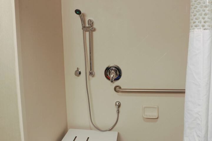 Room 19 of 46