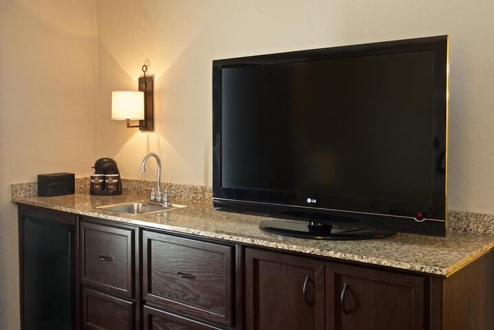 Embassy Suites by Hilton Flagstaff