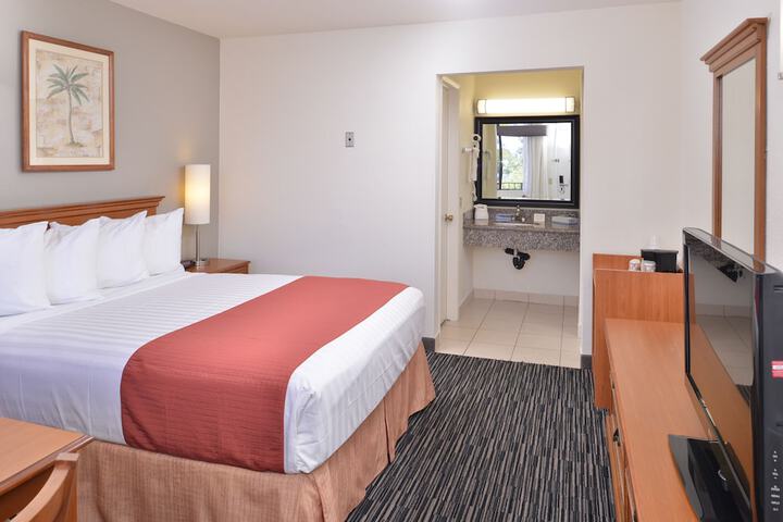 Room 16 of 22