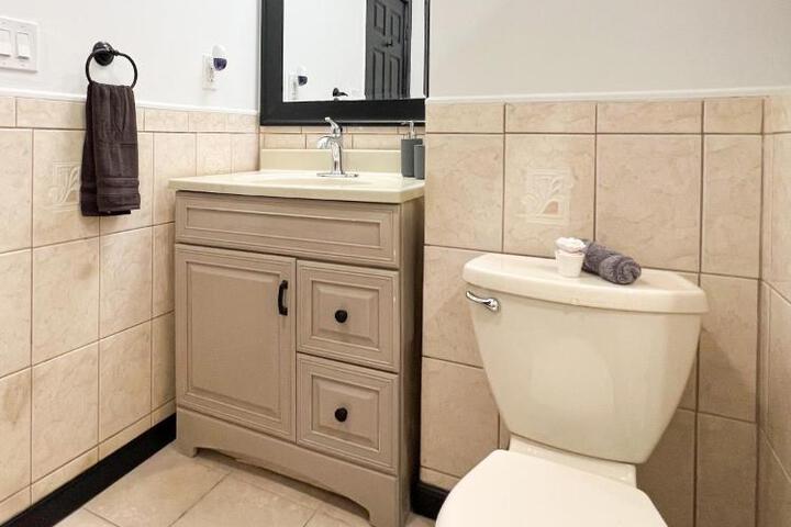 Boutique Studio Apartment on Grand Ave