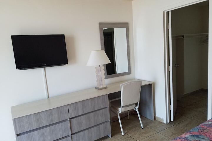 Room 19 of 33