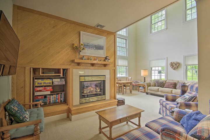 Spacious Mercersburg Home at Whitetail Resort
