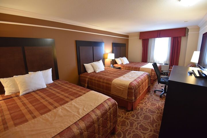 Travelodge by Wyndham Meadow Lake