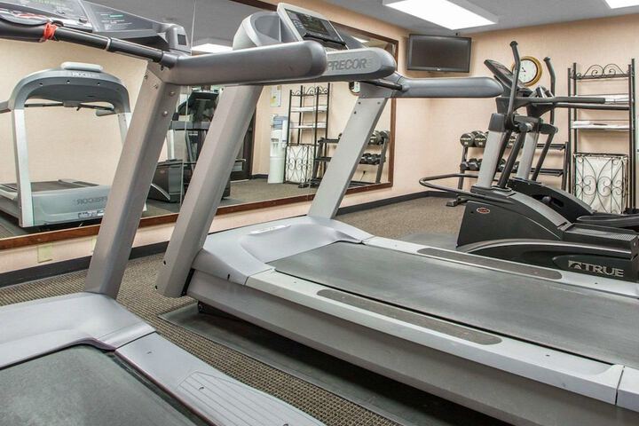 Quality Inn Schaumburg - Chicago near the Mall