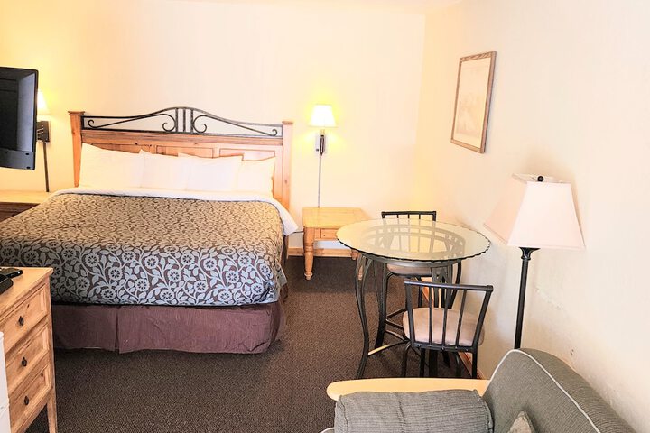 Room 61 of 68