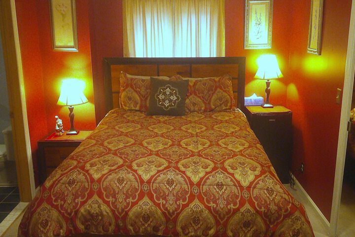 Room 102 of 154
