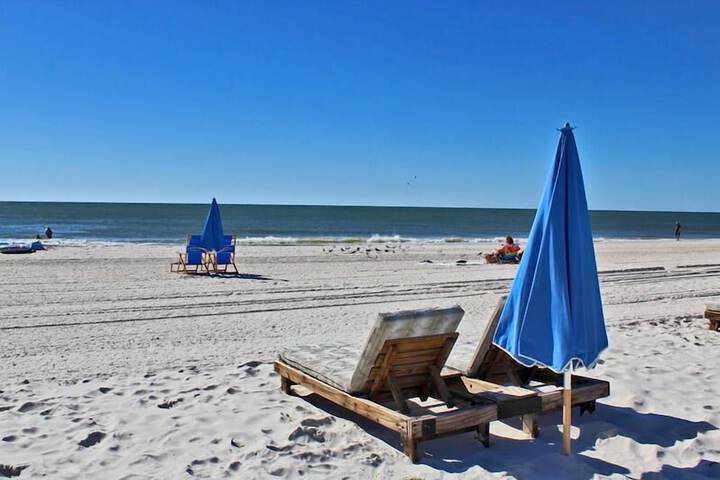 Beach 33 of 46