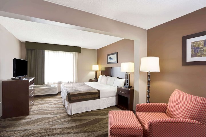 Room 12 of 24