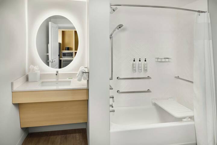 Towneplace Suites by Marriott Romeoville